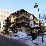Hotel-appartement La Perle شقة *
